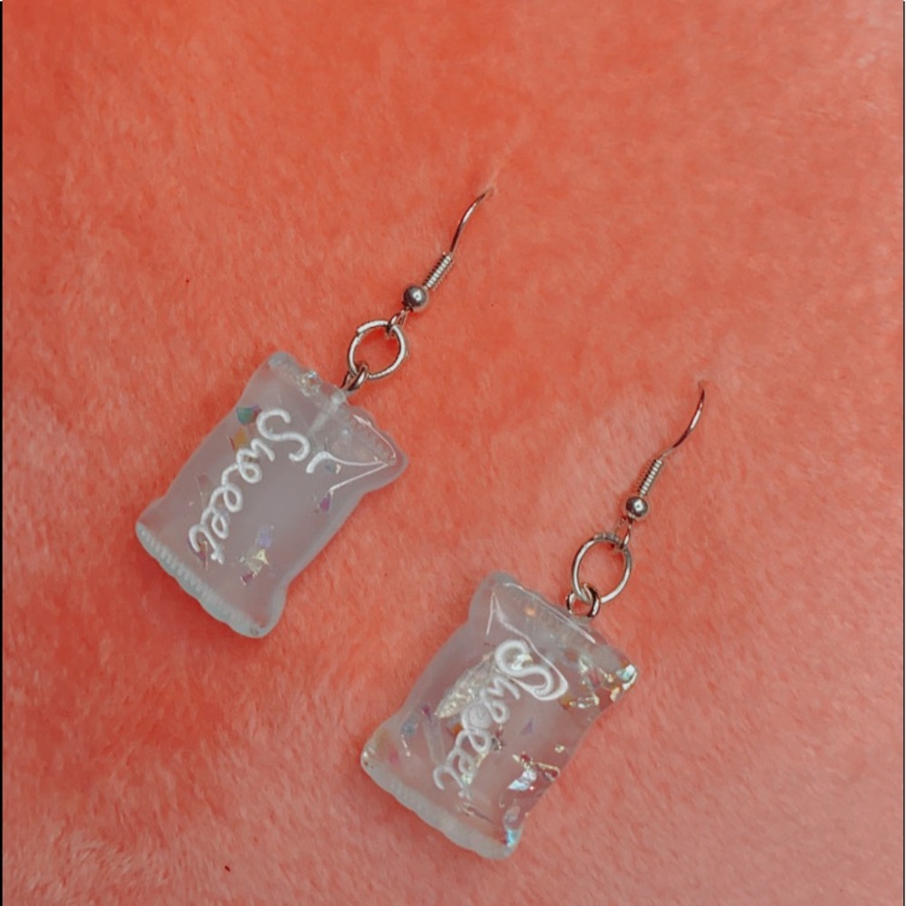 Earrings - Picture 4 of 5